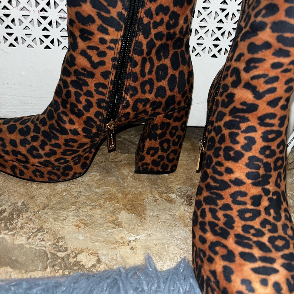 Negotiable - Picture 3 of 4
